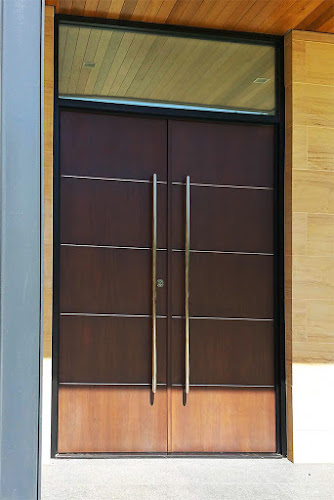 Regency Door and Glass Sales in Wingfield